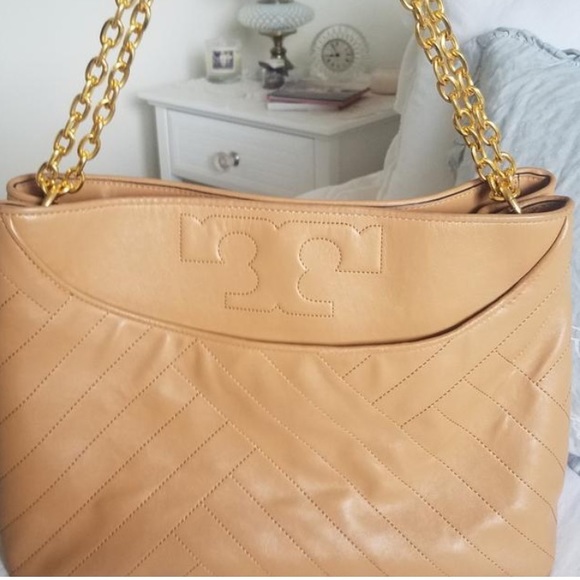 Tory Burch “Alexa” Chain Tote - Picture 2 of 7